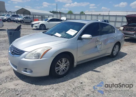 2010 Nissan Altima 2.5 S z USA, uszkodzony, nr VIN 1N4AL2AP0AC189161